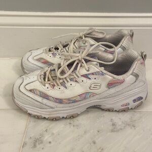 Sketchers D'Lite pink sneakers - wide fit